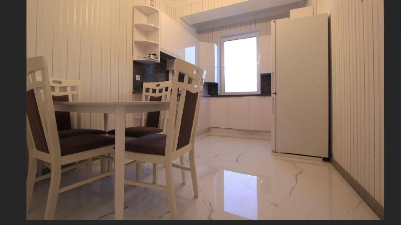 Luxury Exclusive Apartments Skyhouse Exfactor تشيسيناو المظهر الخارجي الصورة